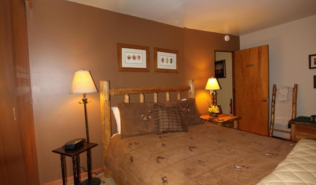 Cabin Suites Kennewick Room photo